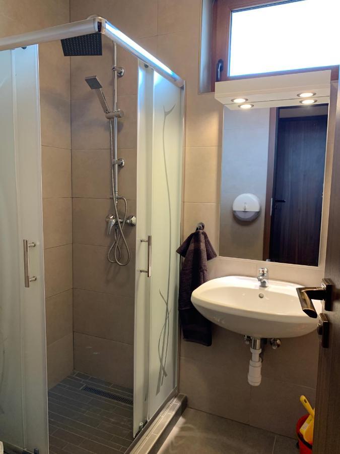 Balaton Apartmanház Siófok Esterno foto