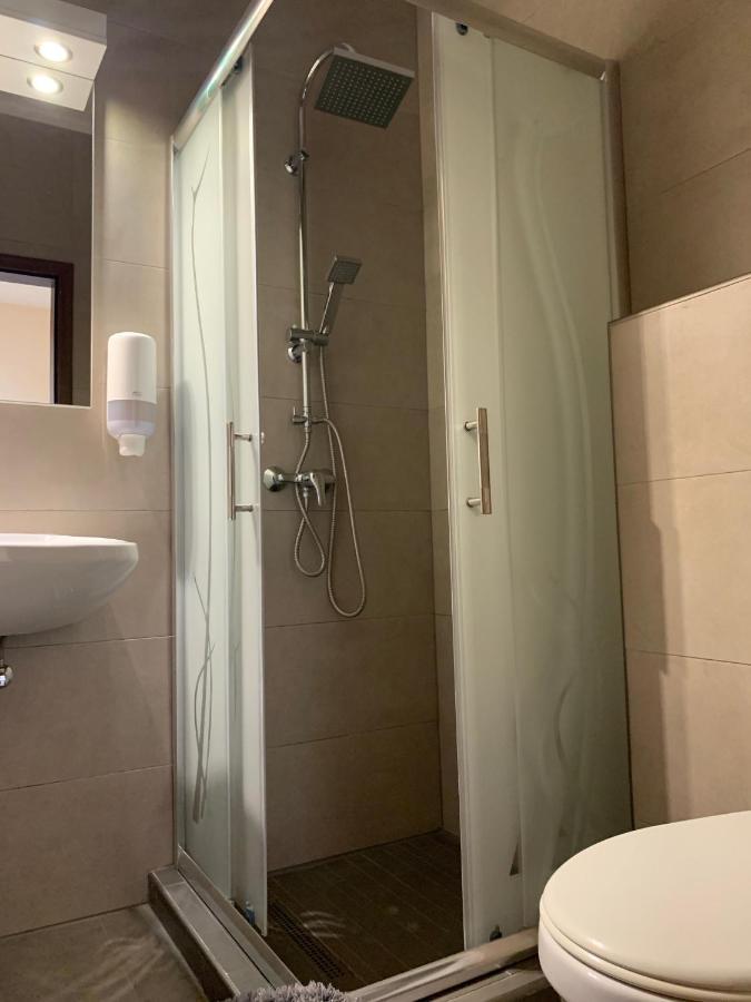 Balaton Apartmanház Siófok Esterno foto